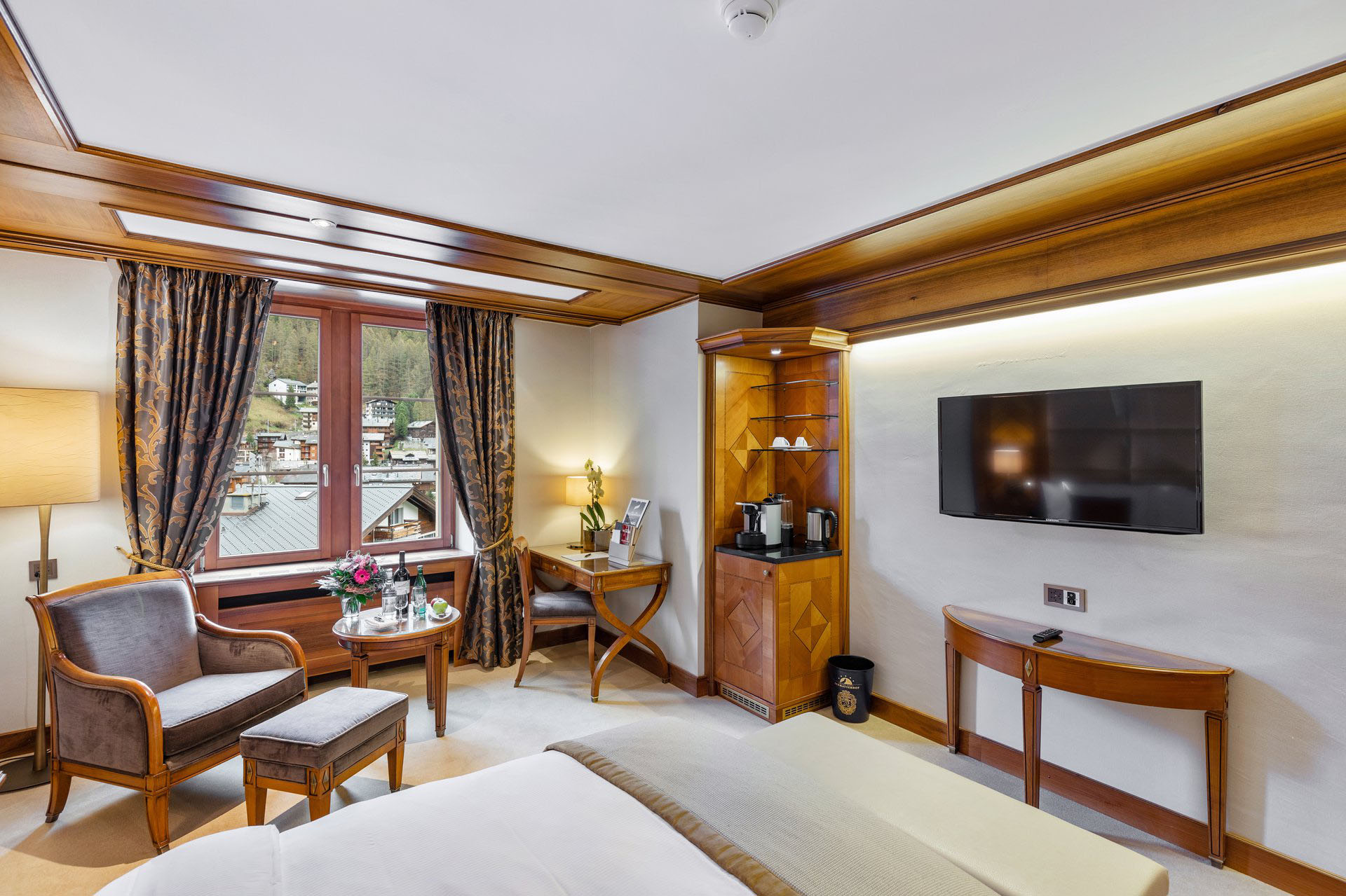 Single Room Space - Grand Hotel Zermatterhof